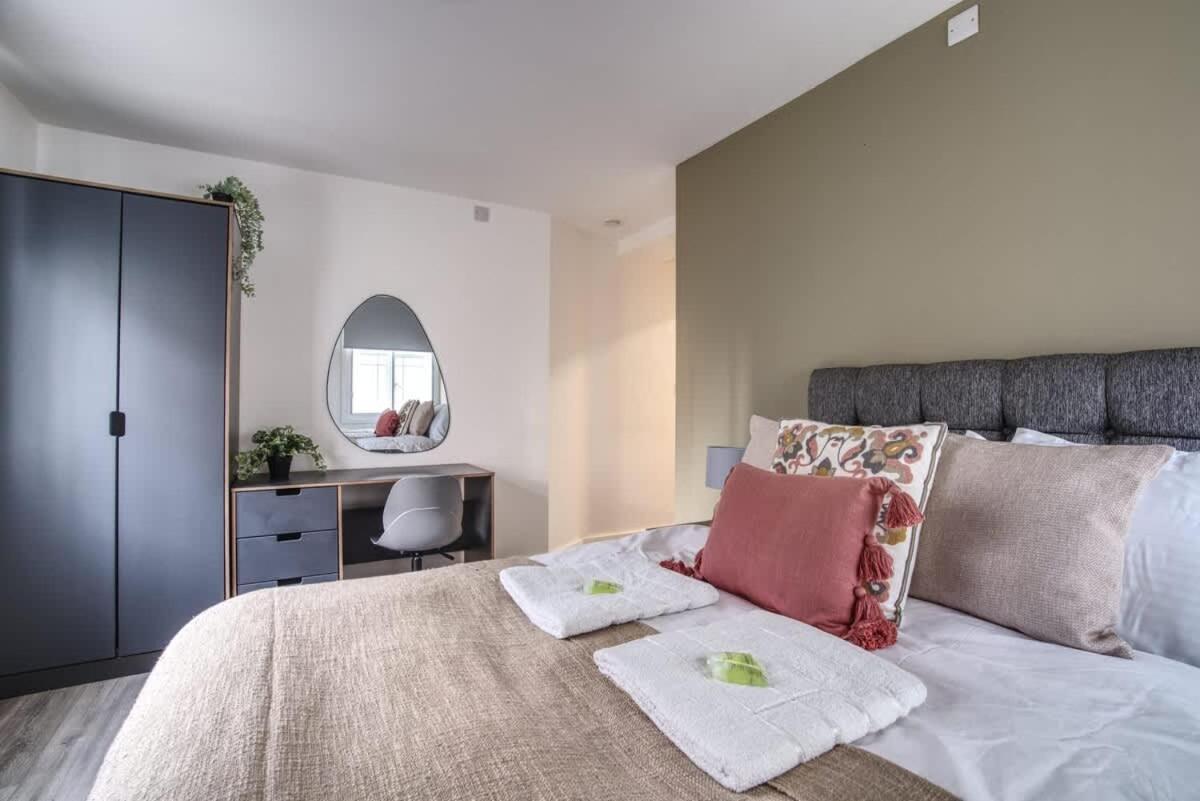 2Br City Centre Apt, Self Check In, Wifi, By Derbnb Sheffield Dış mekan fotoğraf