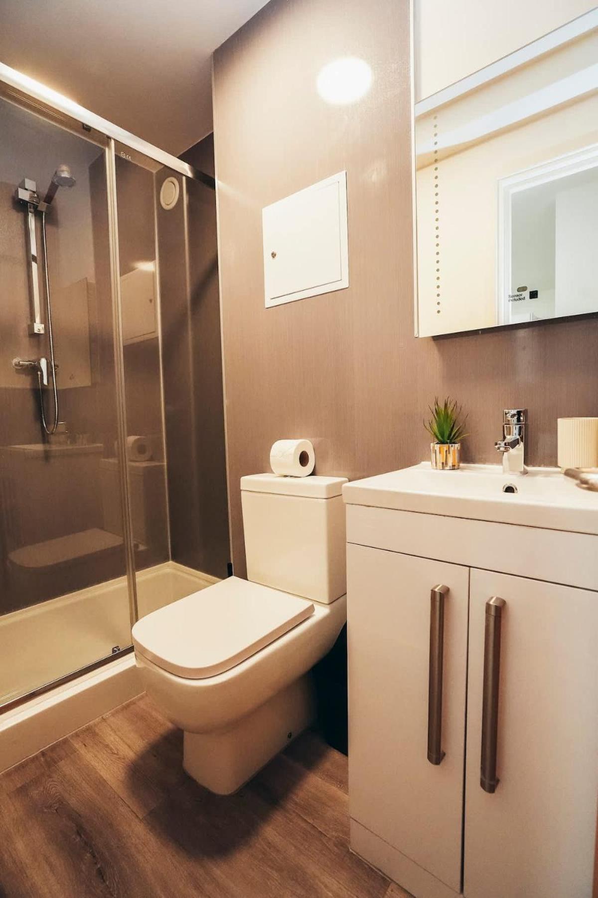2Br City Centre Apt, Self Check In, Wifi, By Derbnb Sheffield Dış mekan fotoğraf